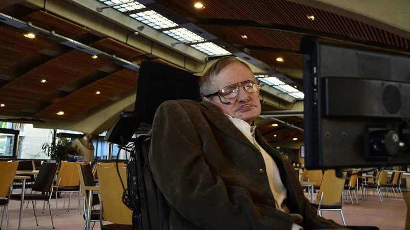 A jövő tudománya Stephen Hawkinggal